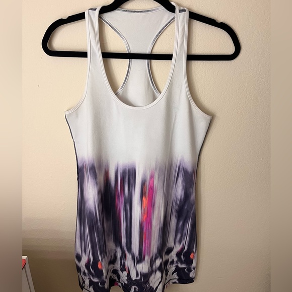 Lululemon Tank - Picture 1 of 4